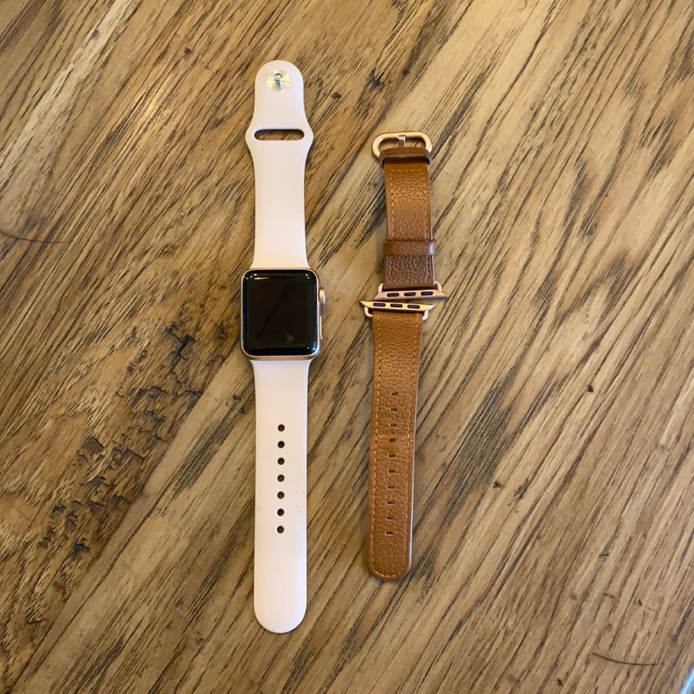 Apple Series 3 Gold 38mm Watch - Non-cellular